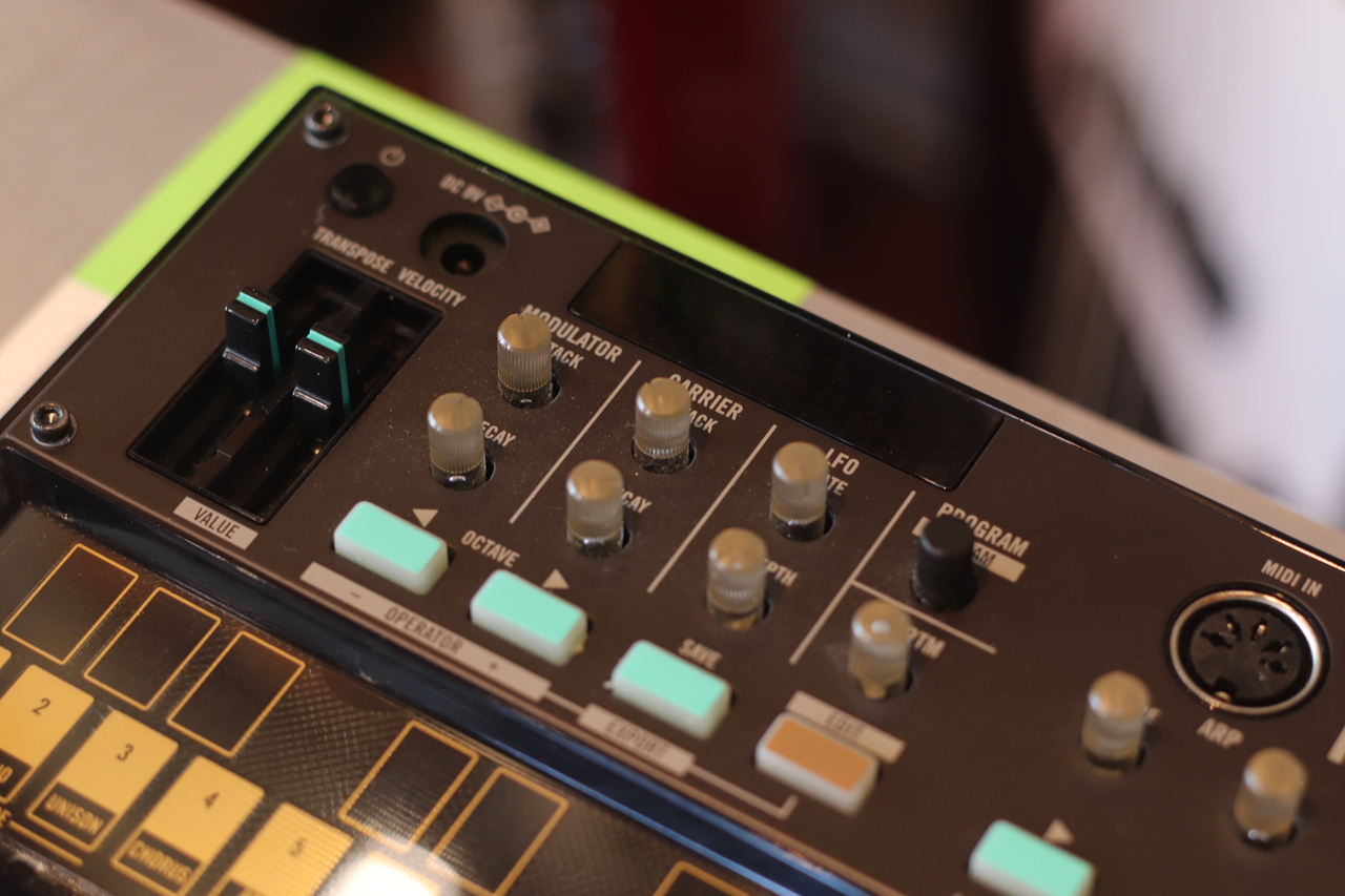 KORG volca fm 動作確認済 ケーブル付 傷あり volca fm - DIGITAL FM
