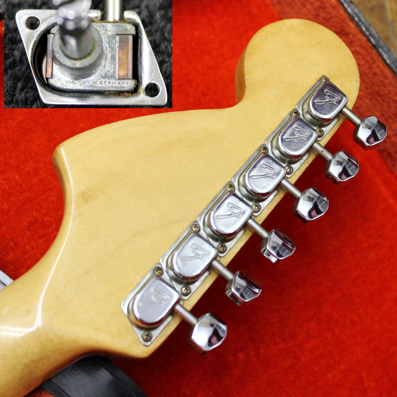 Fender Mustang Olympic White フェンダー ムスタング 1978年製です