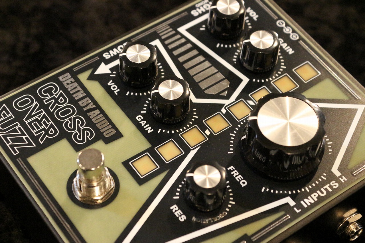 DEATH BY AUDIO CROSSOVER FUZZ 【多次元スプリットファズマシン