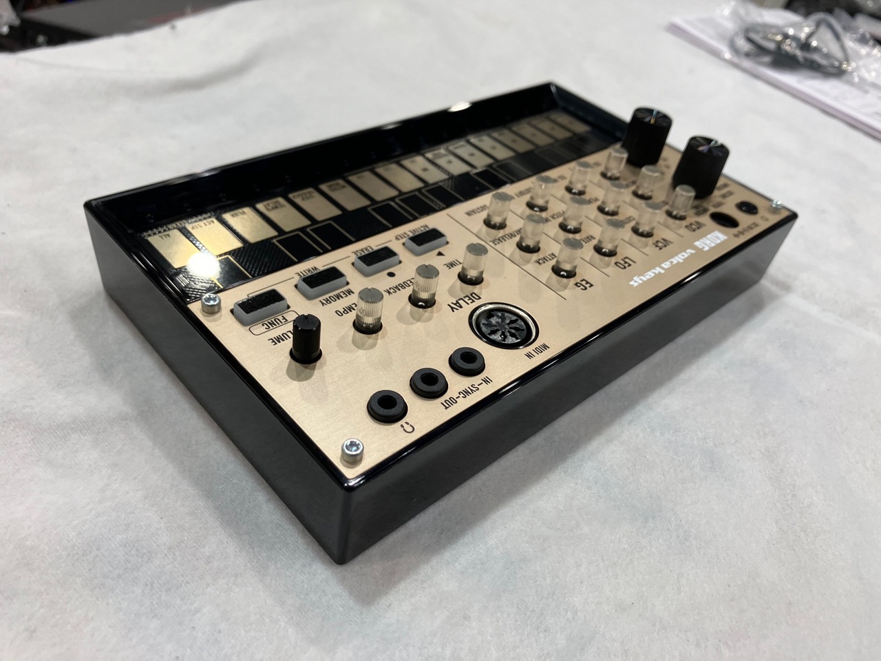 KORG volca keys アナログシンセサイザー&AC KA350 Amazon | KORG Analogue Loop Synth volca keys + KORG AC