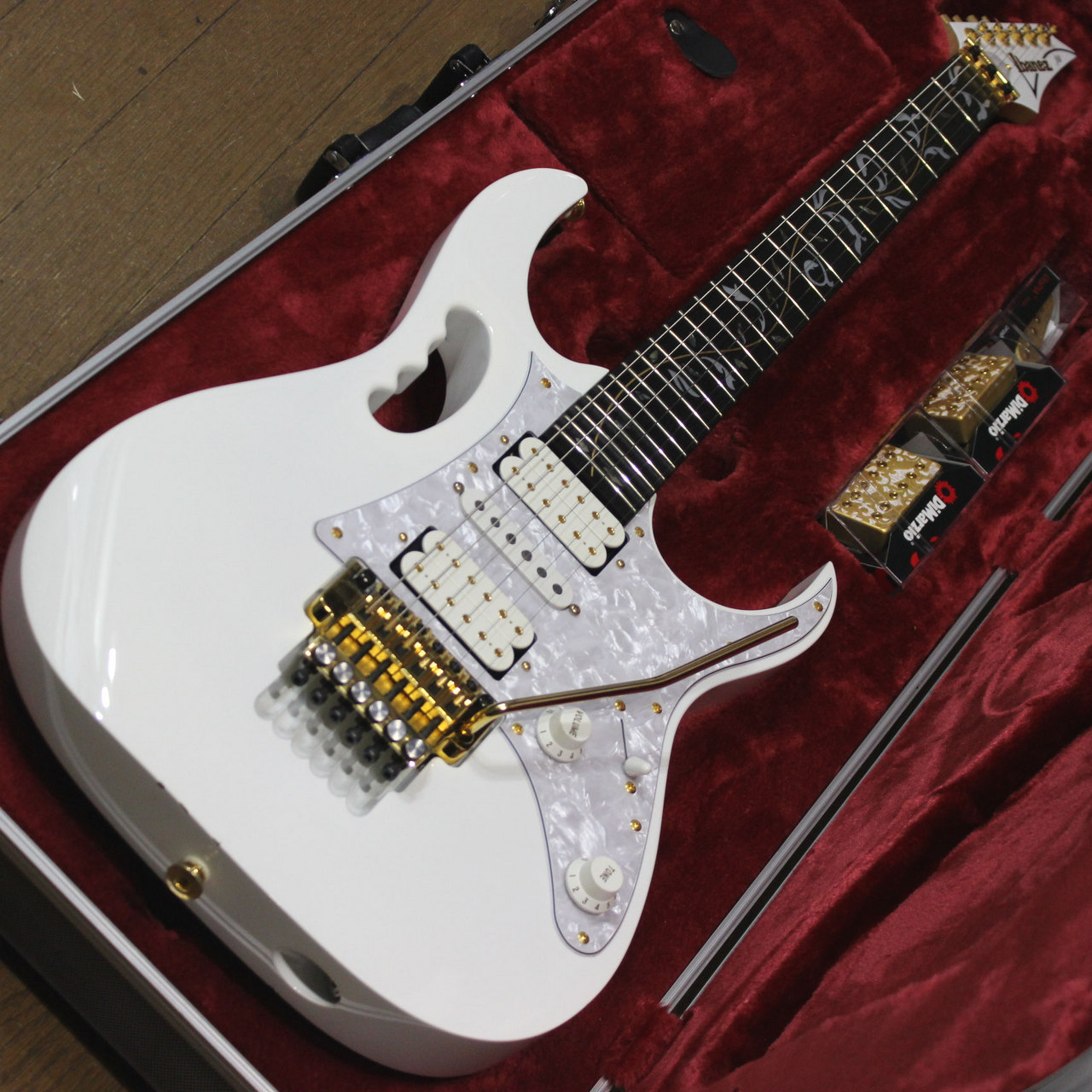 Ibanez JEM7V-WH 【Steve Vai Signature】【Made In Japan】White 2019