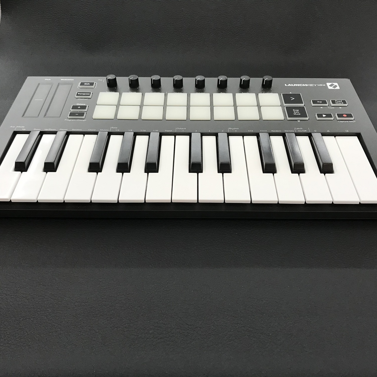Novation Launchkey Mini MK3（中古）【楽器検索デジマート】
