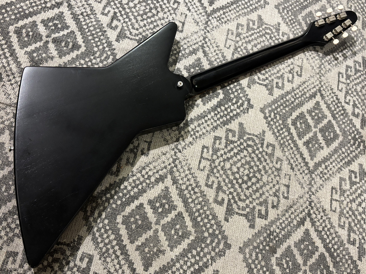 Gibson Melody Maker Explorer Satin Ebony（中古）【楽器検索デジマート】