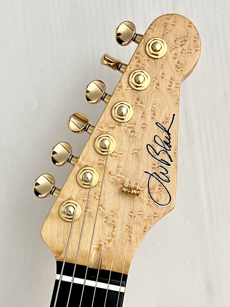 J.W.Black Guitars 【2019年製中古】【8本限定生産品】JWB-S