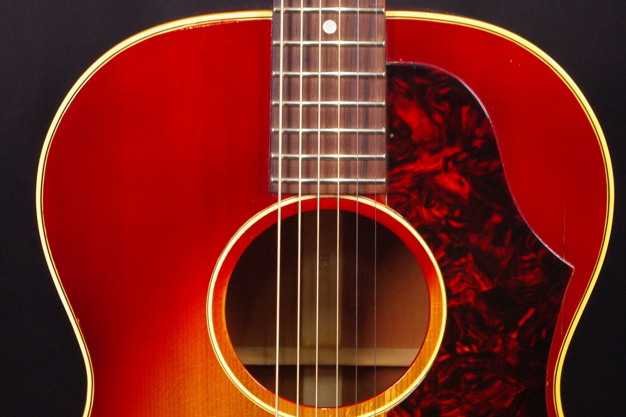 アコースティックギター】GIBSONよりLG-2を小ぶりにした限定品