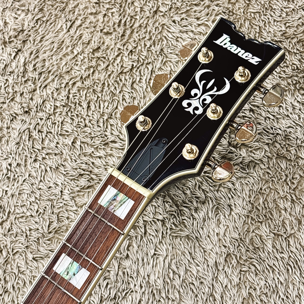 Ibanez AR520H-BK (Black)【チェンバードボディ】 【SPOT品】【特価