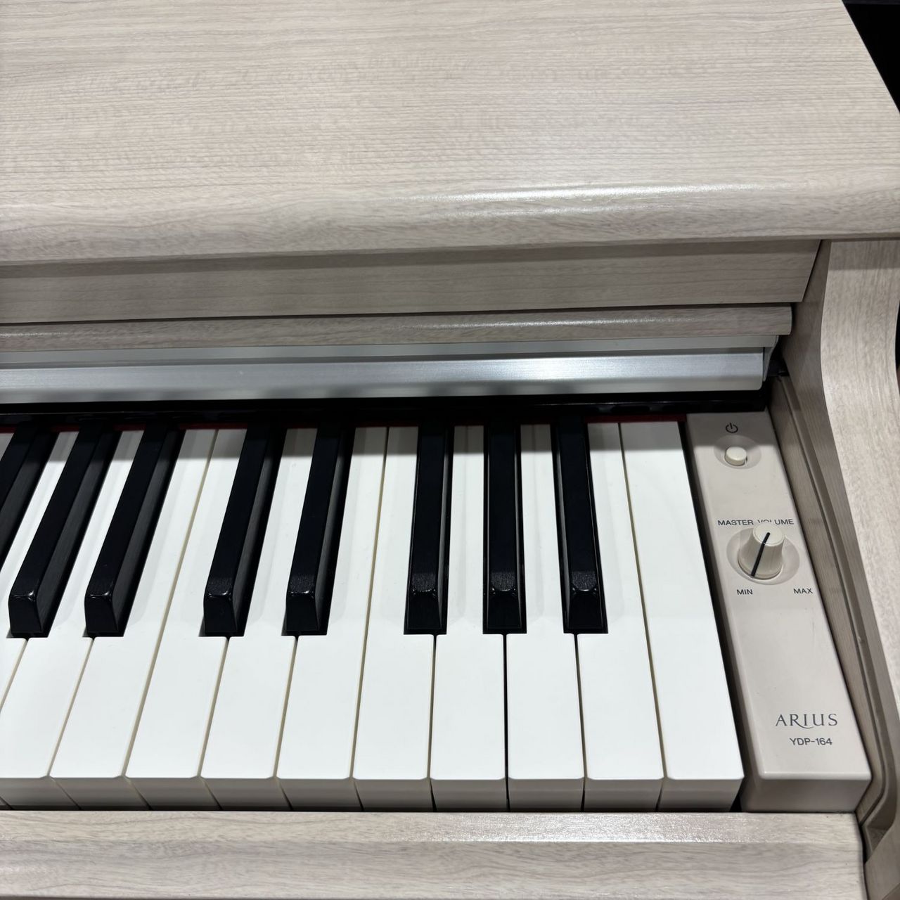 ヤマハ　電子ピアノ　YDP-164【中古美品】 YAMAHA 中古YDP-164【現物画像】（中古/送料無料）【楽器検索