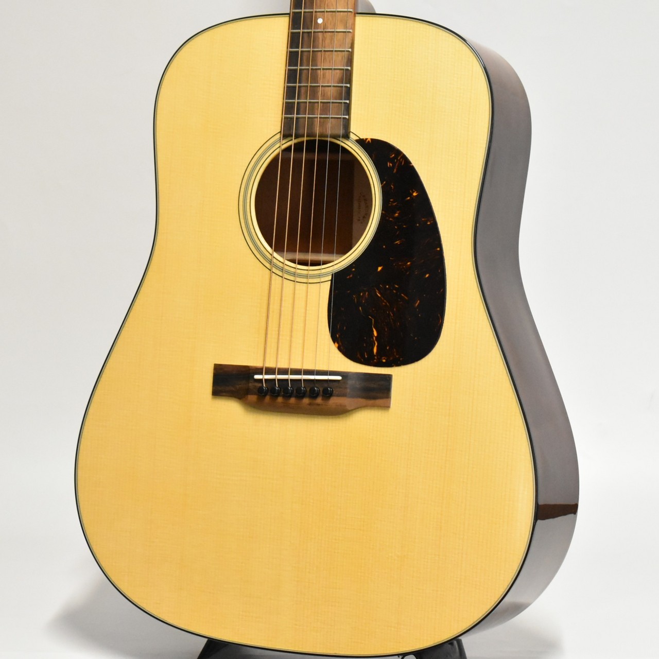 Martin D-18 Standard 【2024年製 中古】【見事なストライプ
