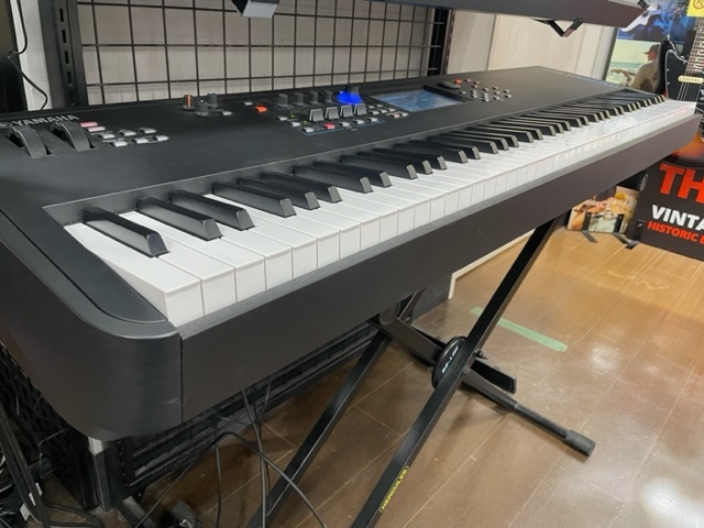 YAMAHA MODX8+（B級特価）［デジマートSALE］【楽器検索デジマート】