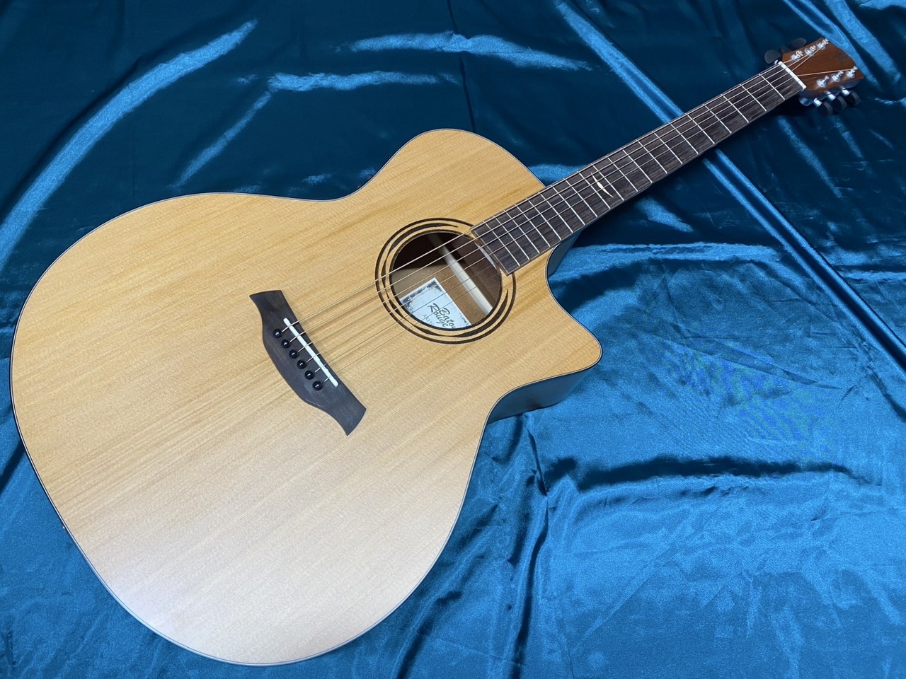 Baton Rouge AR11C / ACE（新品）【楽器検索デジマート】