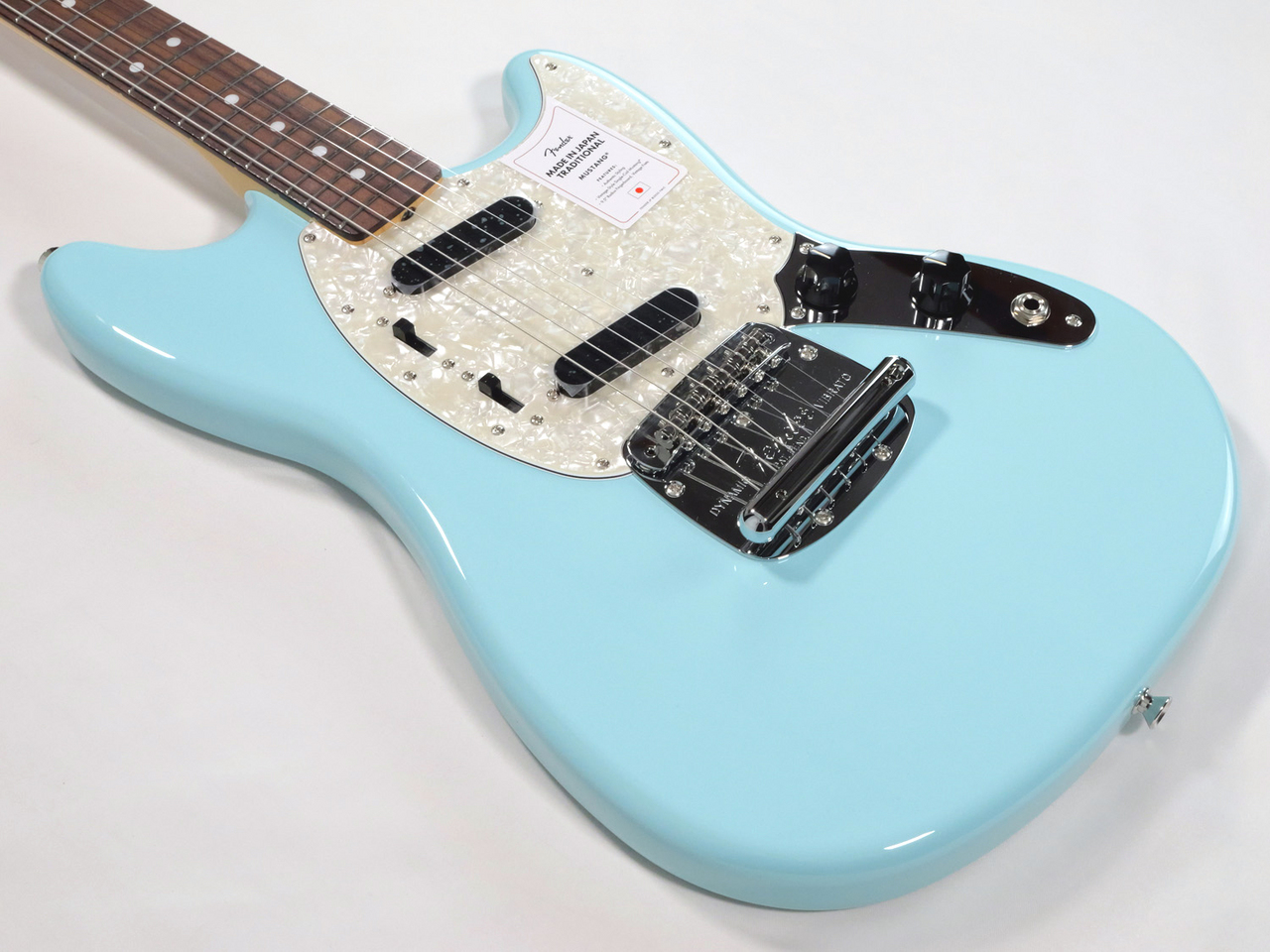 Fender Made in Japan Traditional 60s Mustang 2023 (Daphne Blue