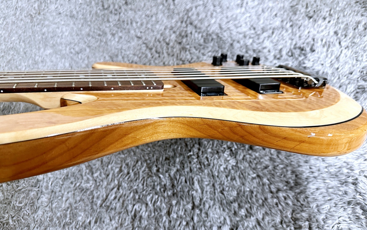 YAMAHA TRB1006J NT (Natural)【希少入荷!】【6弦ベース】（新品