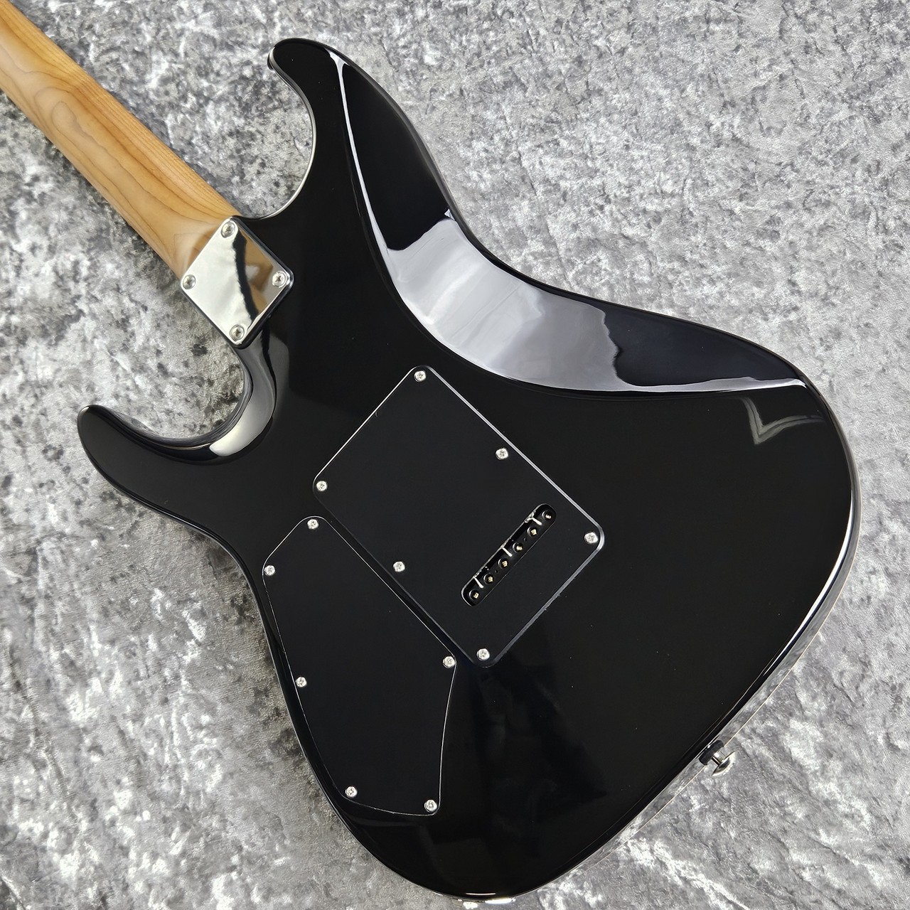 ギター Suhr JE-Line Standard Plus SSH ギター Suhr JE-Line Standard Plus SSH JE-Line Standard Plus