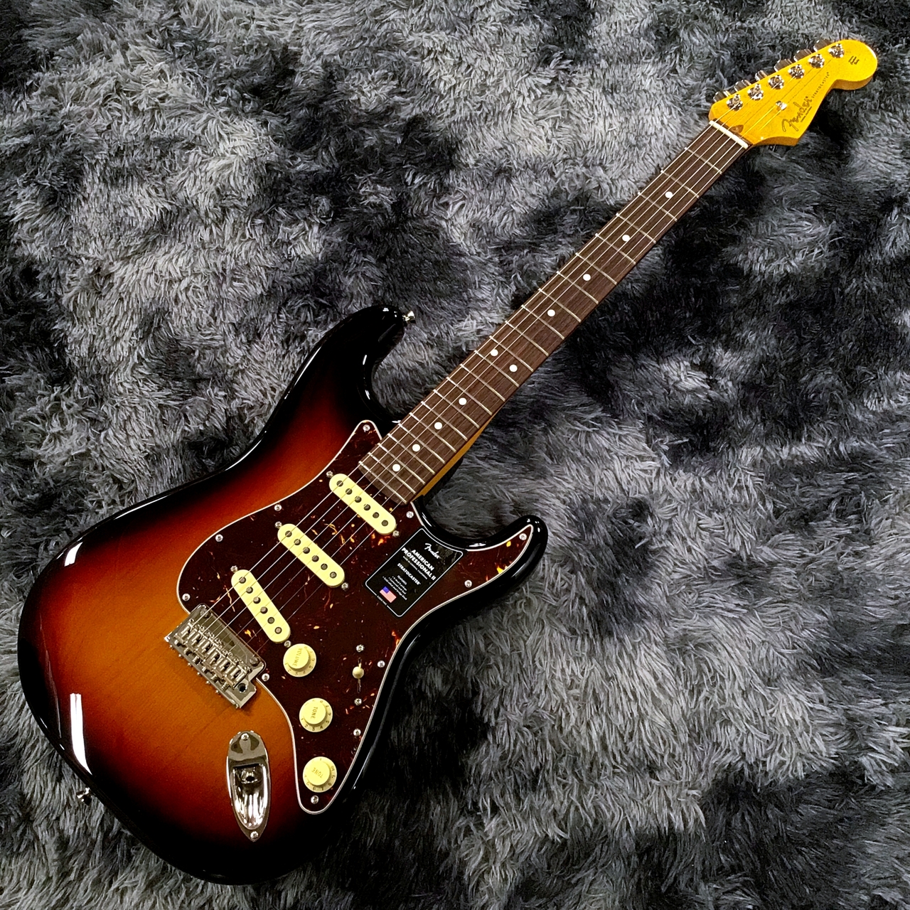 Fender American Professional II Stratocaster 3-Color Sunburst