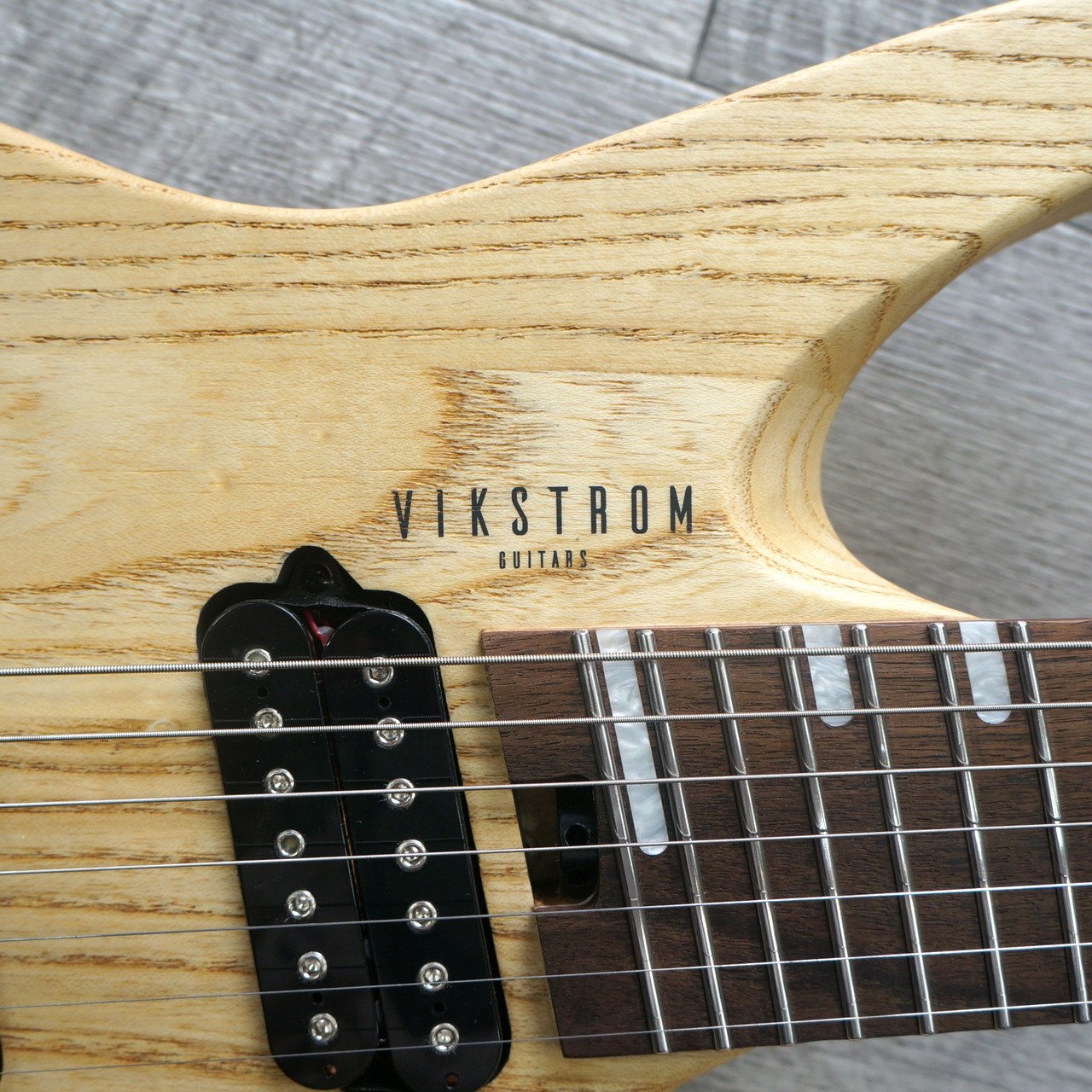 VIKSTROM GUITARS VSMH-270 - Natural -（新品特価）【楽器検索