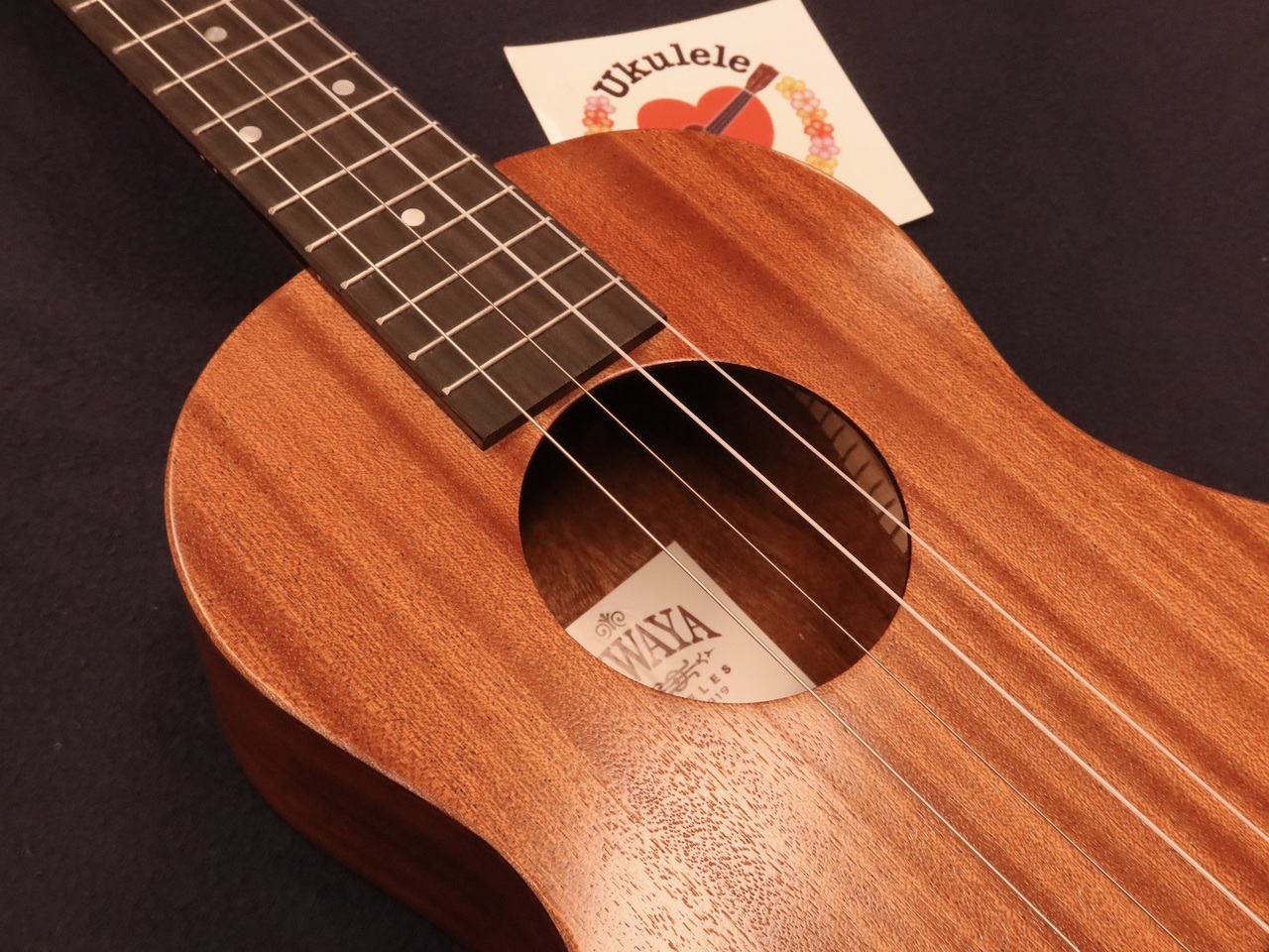 KIWAYA KBU-1 Mahogany Slothead Baritone Ukulele （新品）【楽器検索