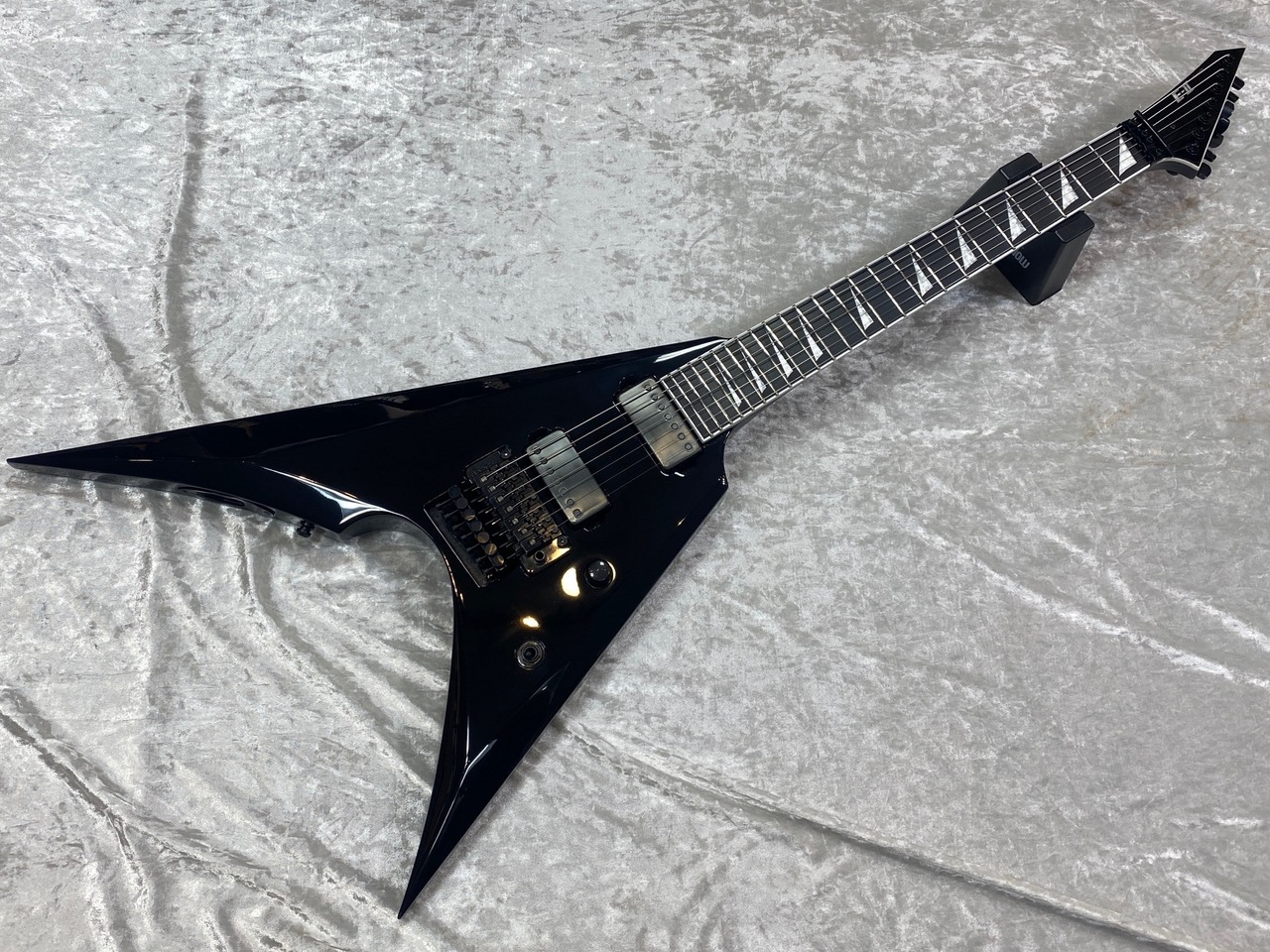 E-Ⅱ Arrow フロイドローズ 7弦 ギター E-II ARROW - The ESP Guitar Company