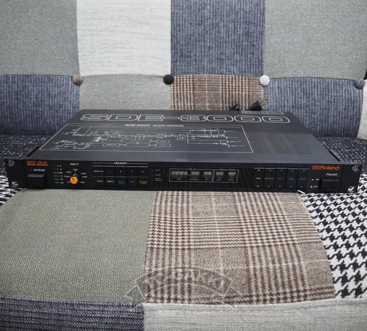 Roland SDE-3000 DIGITAL DELAY（ビンテージ）【楽器検索デジマート】
