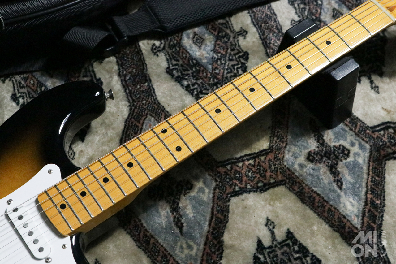 Fender Japan ST57-66US w/ Monty's Guitars Retro Wind