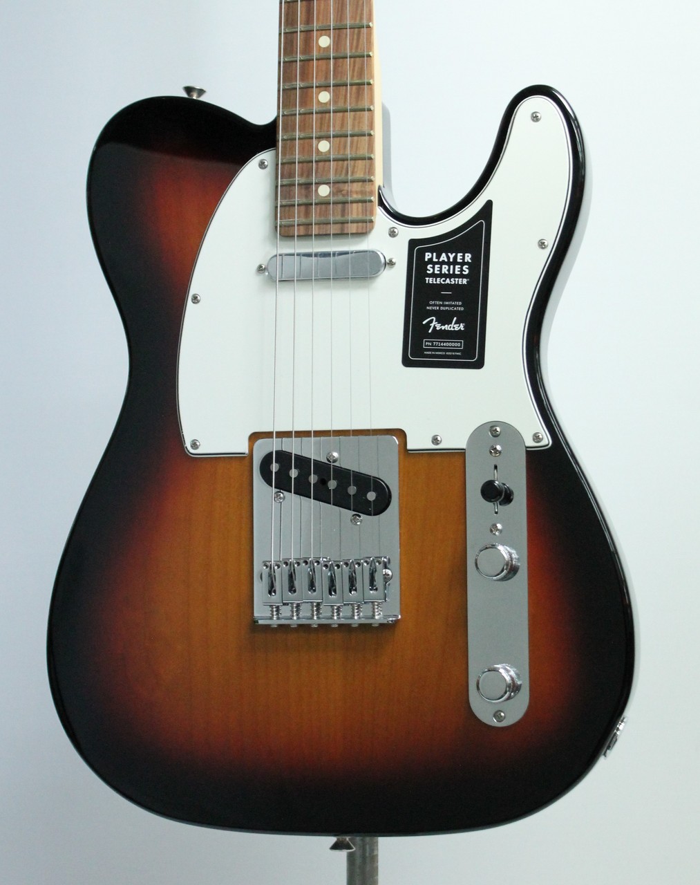 Fender エレキギター Player Telecaster(R), Pau Ferro Fingerboard, 3-Color Sunburst  ギター