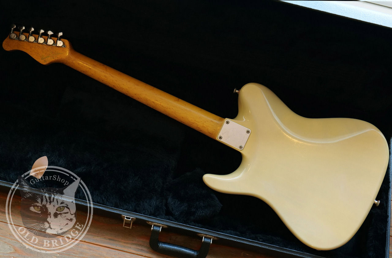 ホビー・楽器・アート acteur Valley Arts Larry Carltonシグネチャーモデル