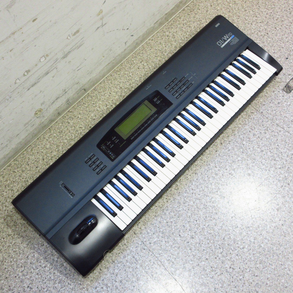 コルグ 01/W FD シンセサイザー ミュージックワークステーション 61鍵盤 シンセサイザー KORG 01/W FD MUSIC WORKSTATION コルグ