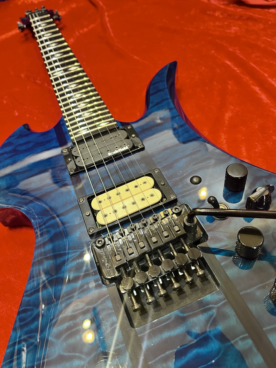 B.C.Rich Mockingbird（中古）【楽器検索デジマート】