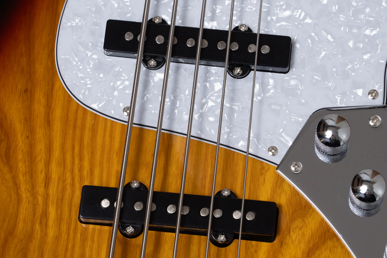 woofy basses ONE series Cavalier 5 Sunburst（新品/送料無料）【楽器
