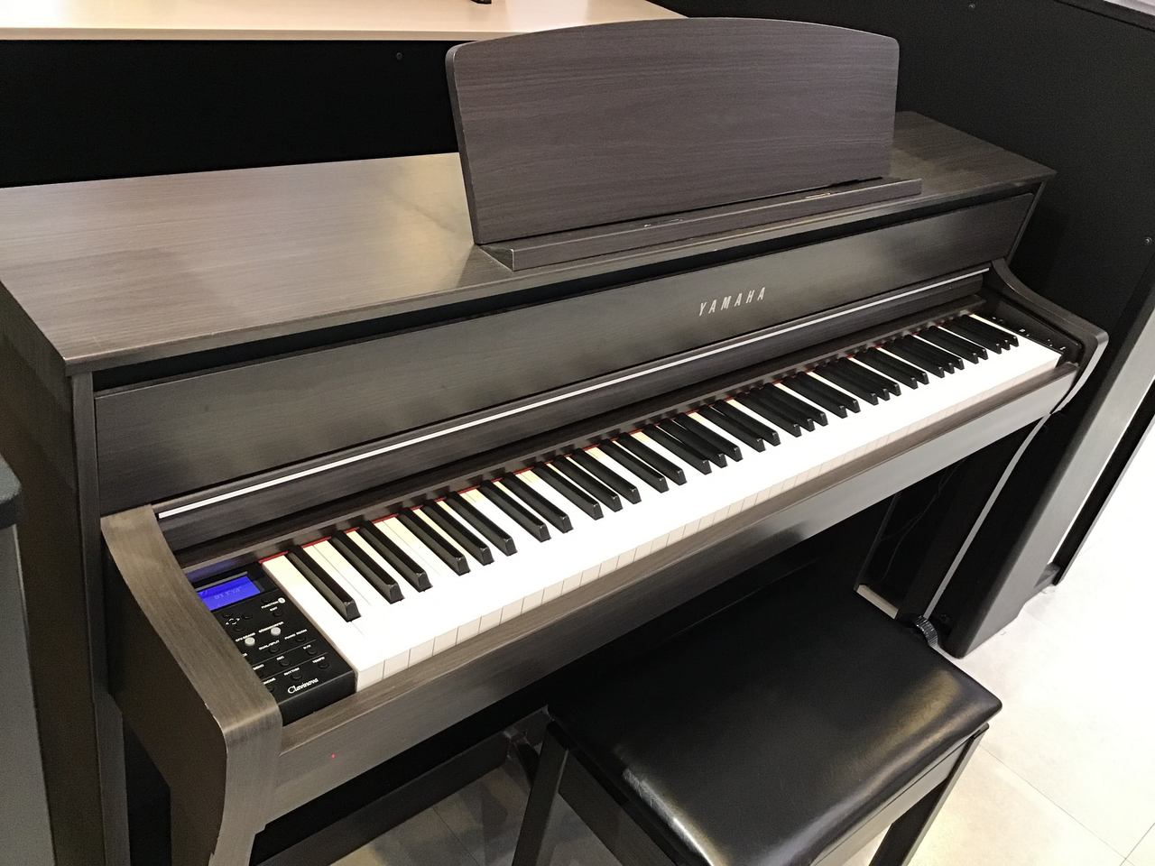 YAMAHA CLP-675(中古/送料無料)【楽器検索デジマート】 YAMAHA CLP-675(中古/送料無料)【楽器検索デジマート】