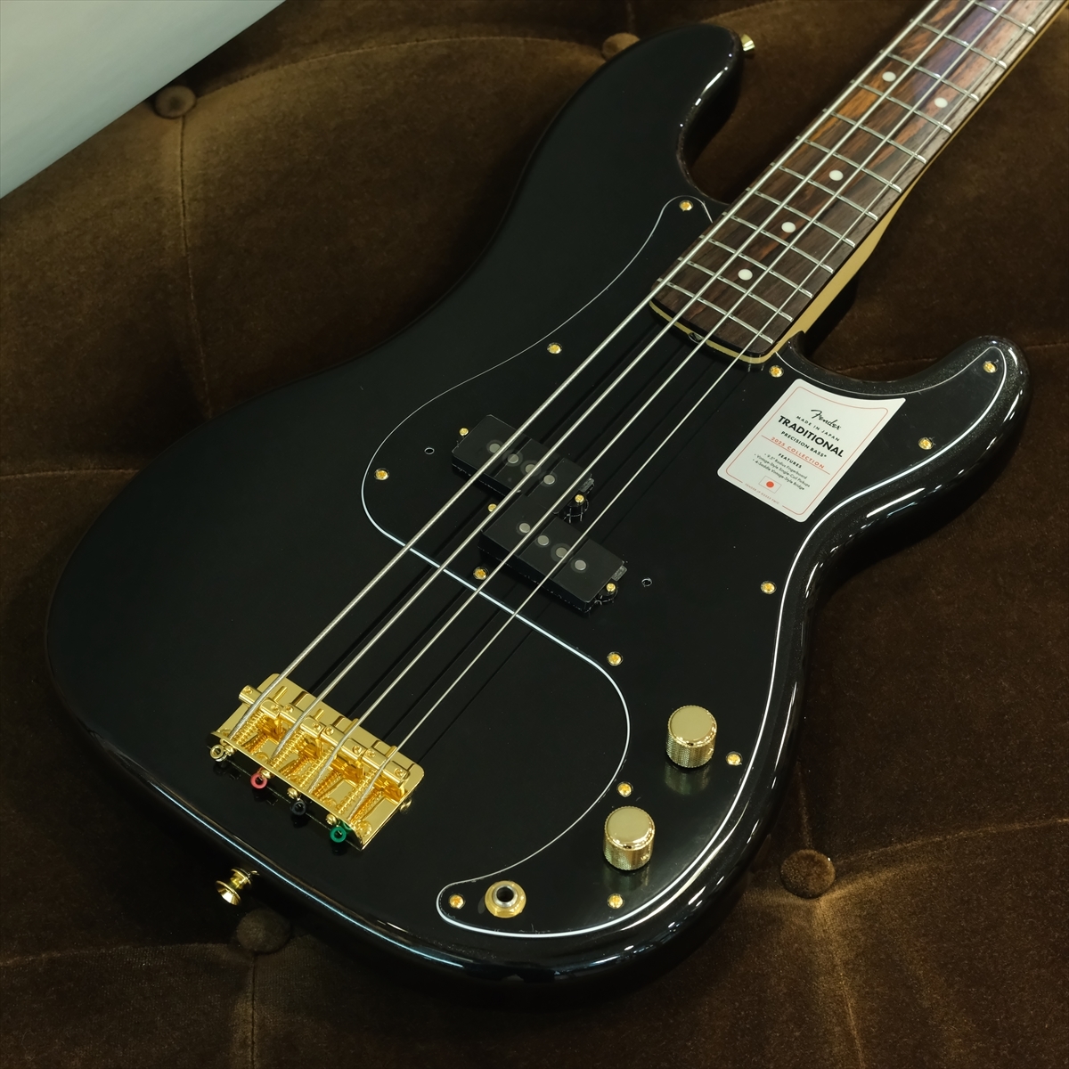 Fender Japan \"プレシジョンベース\" 配送料込 Fender Japan Precision Bass プレシジョンベース - パプリカ