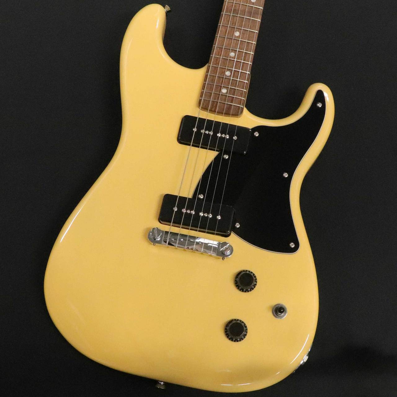 エレキギターSquier by fender stratocaster 2000年代 - ギター