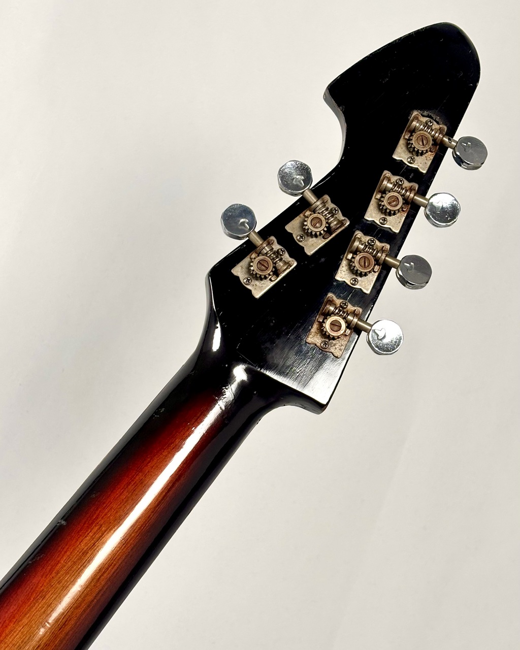 Teisco 【1960年代製】WG-4L -Sunburst-【3.64kg】（ビンテージ