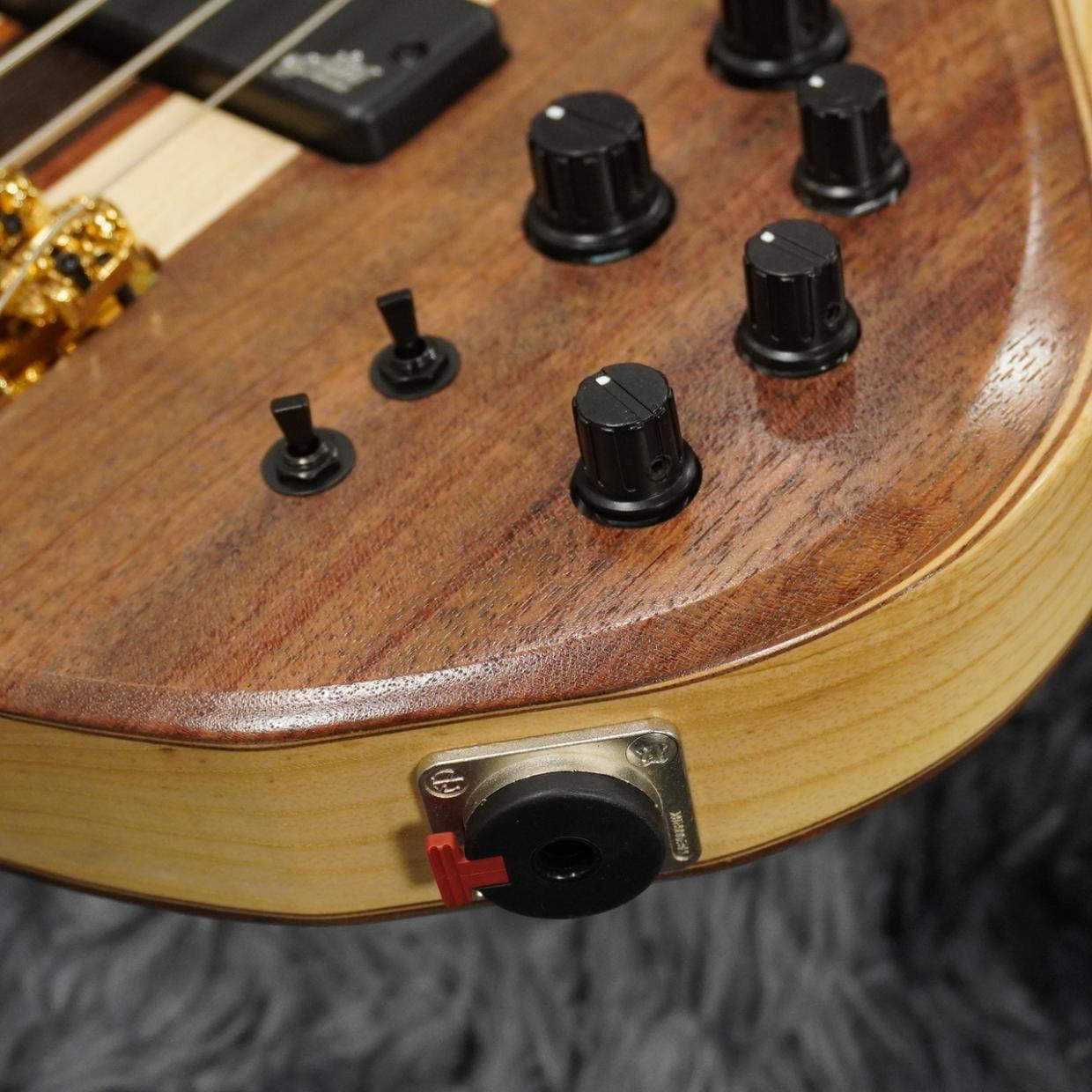 Ibanez BTB1836-NDL (Natural Shadow Low Gloss) -Premium Series