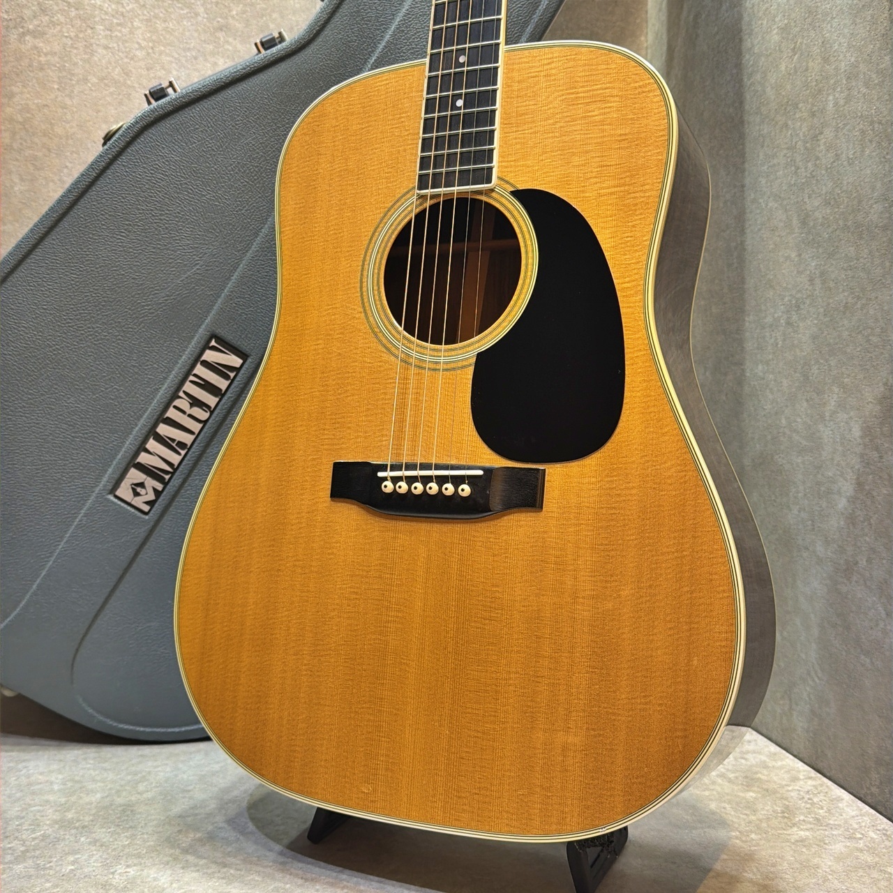 ヴィンテージ アコースティックギター ドイツ製 試奏動画あり Martin 【試奏動画あり】D-35 '77【SQロッド期ならではの太く芯のある