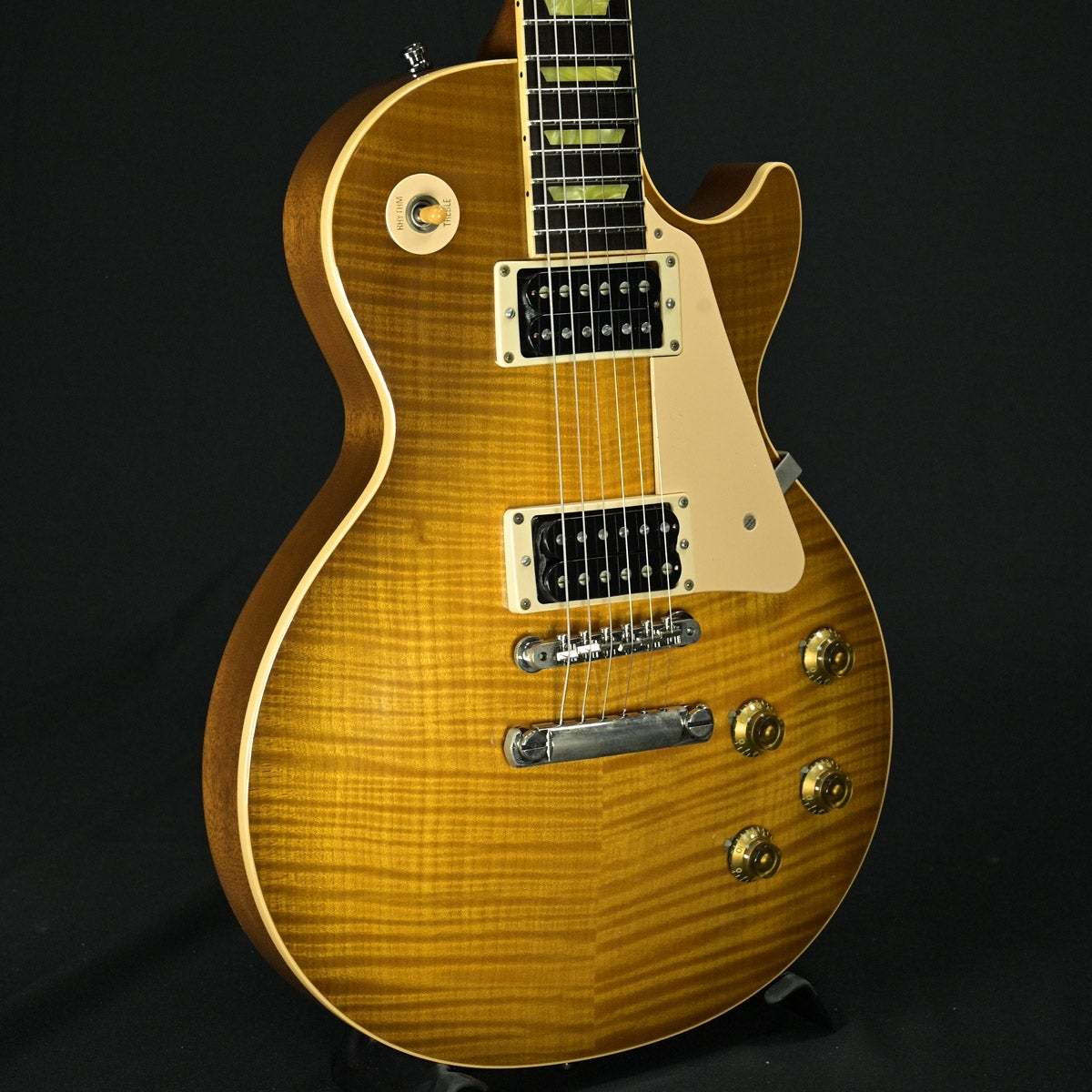 Gibson Les Paul Classic Premium-plus Honey-burst MOD 2001 【名古屋