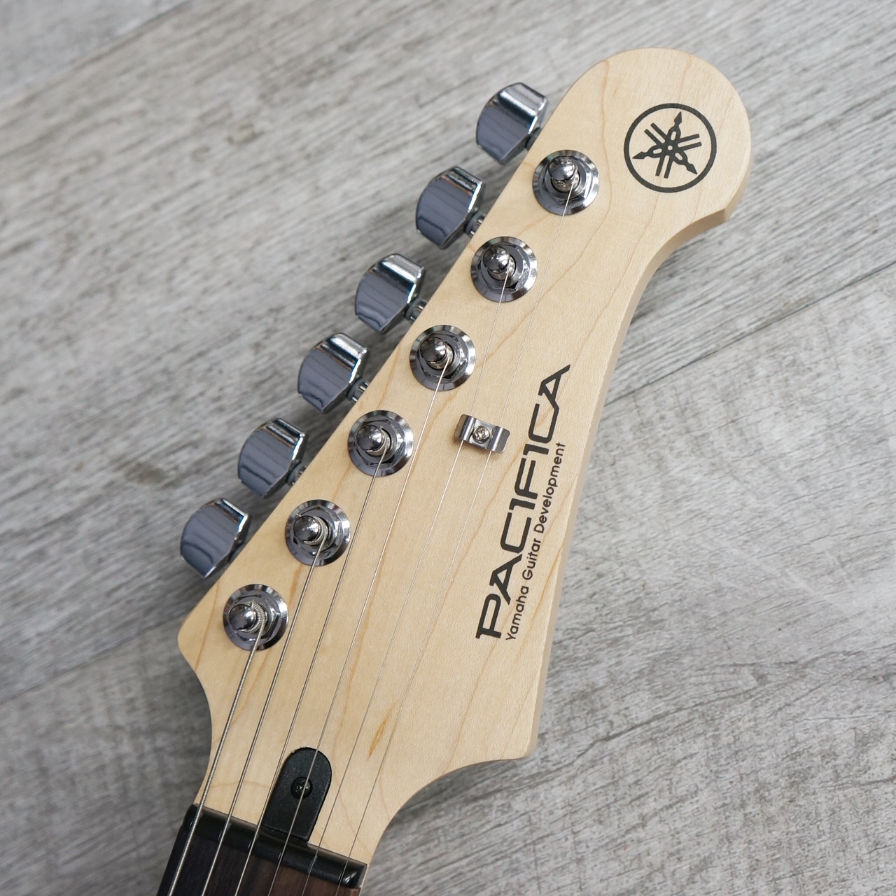 YAMAHA PACIFICA112V BK（新品）【楽器検索デジマート】