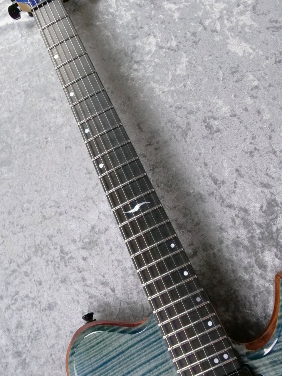 Hinnant Guitars Revival 6【極杢フレイムメイプルトップ】（新品
