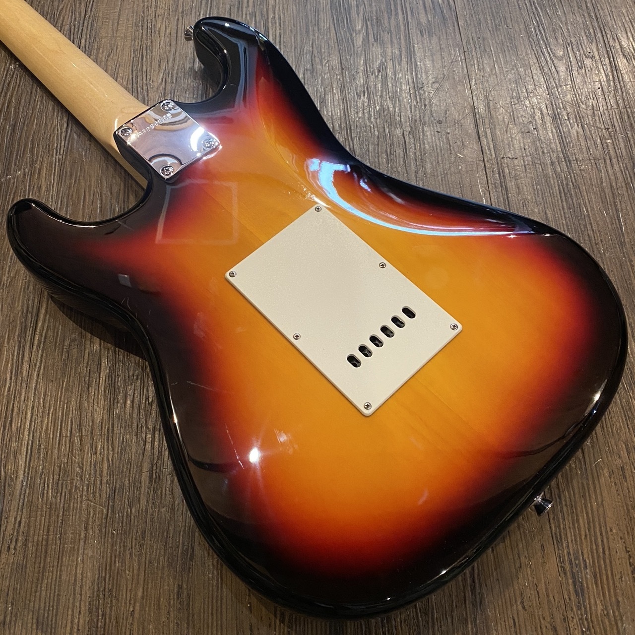 FERNANDES LE-1Z 3S Electric Guitar（中古/送料無料）【楽器検索