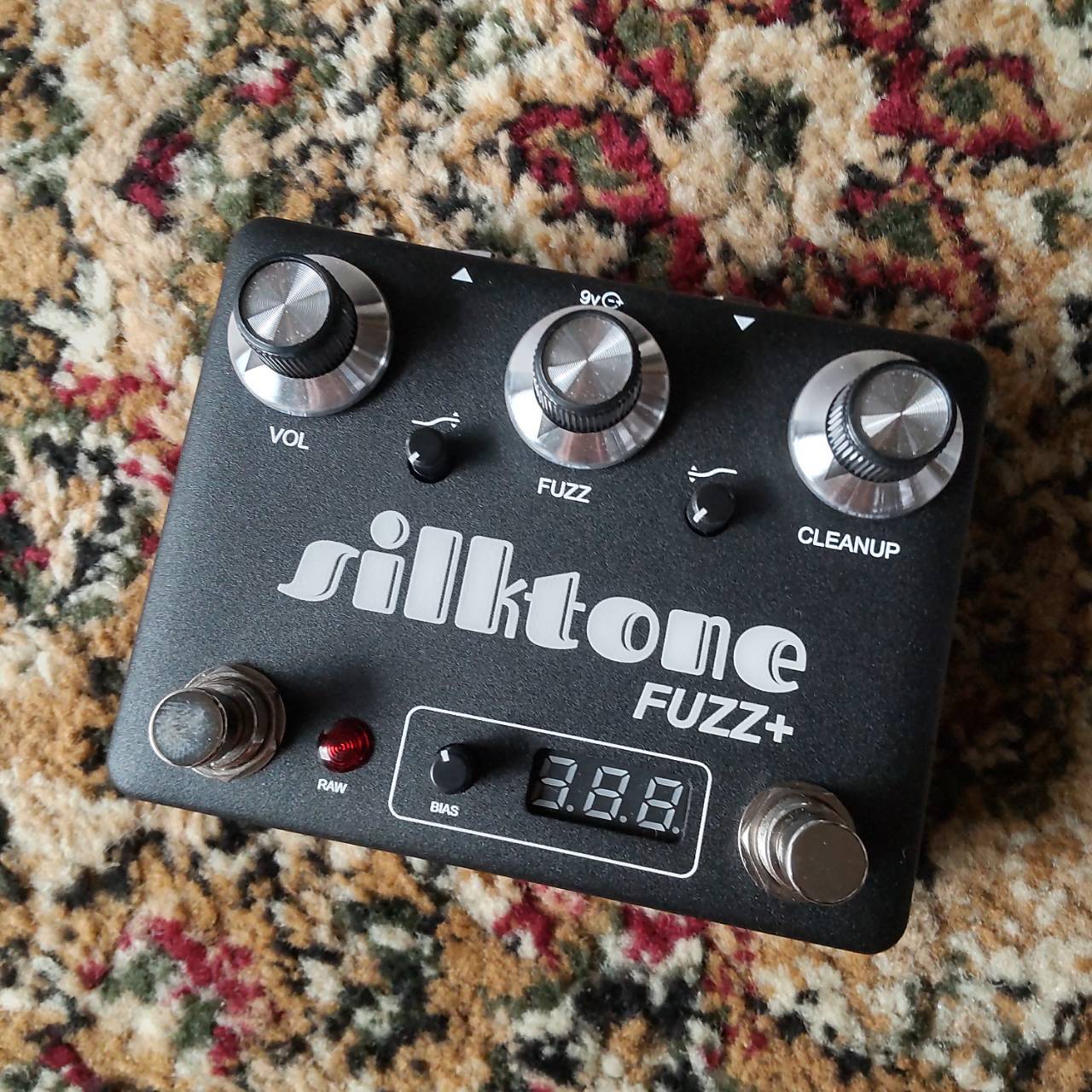 Silktone Fuzz ファズ　動作チェックのみ新品同様品 Silktone Fuzz
