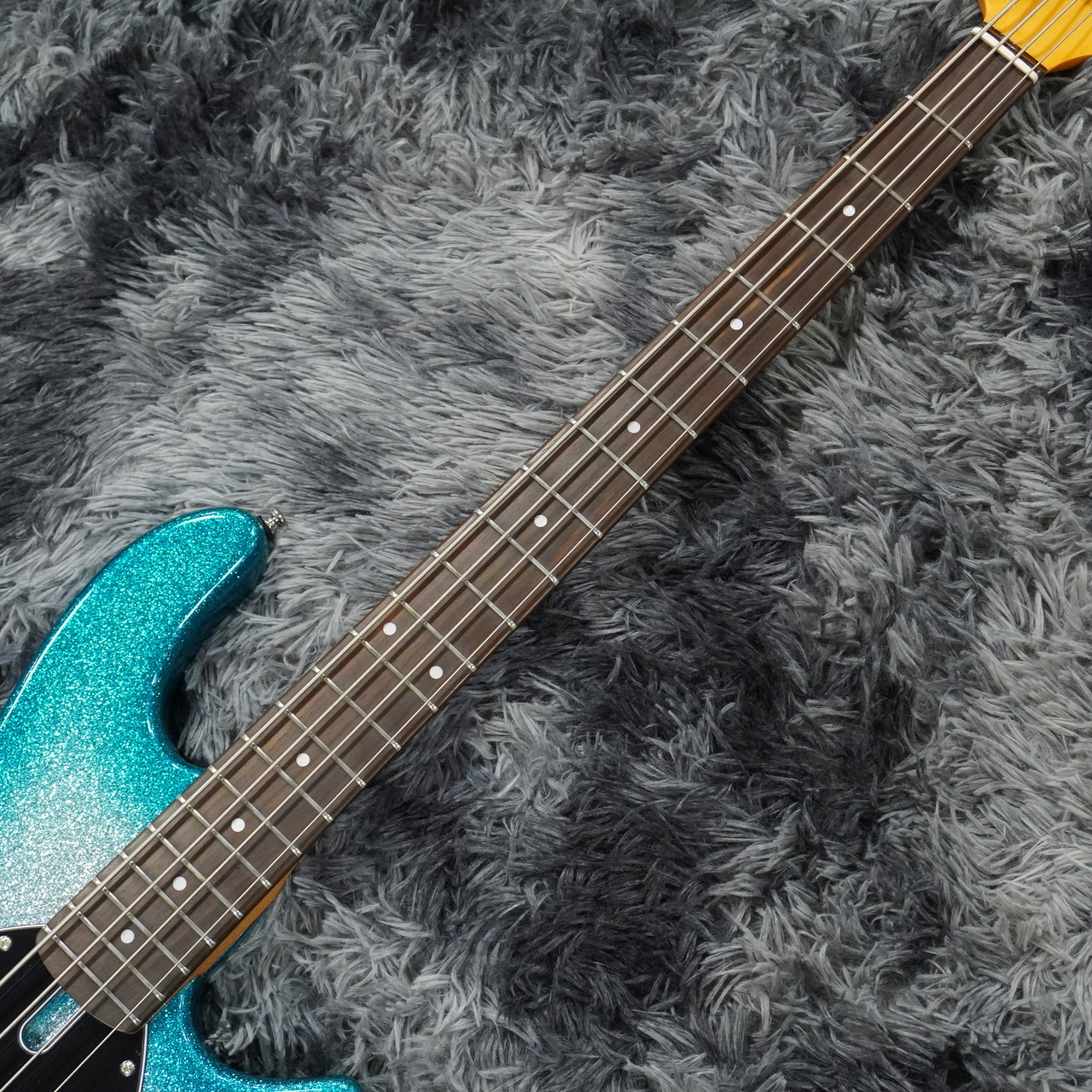 Sire Marcus Miller Z3 4-String Skyburst.SP (Skyburst Sparkle