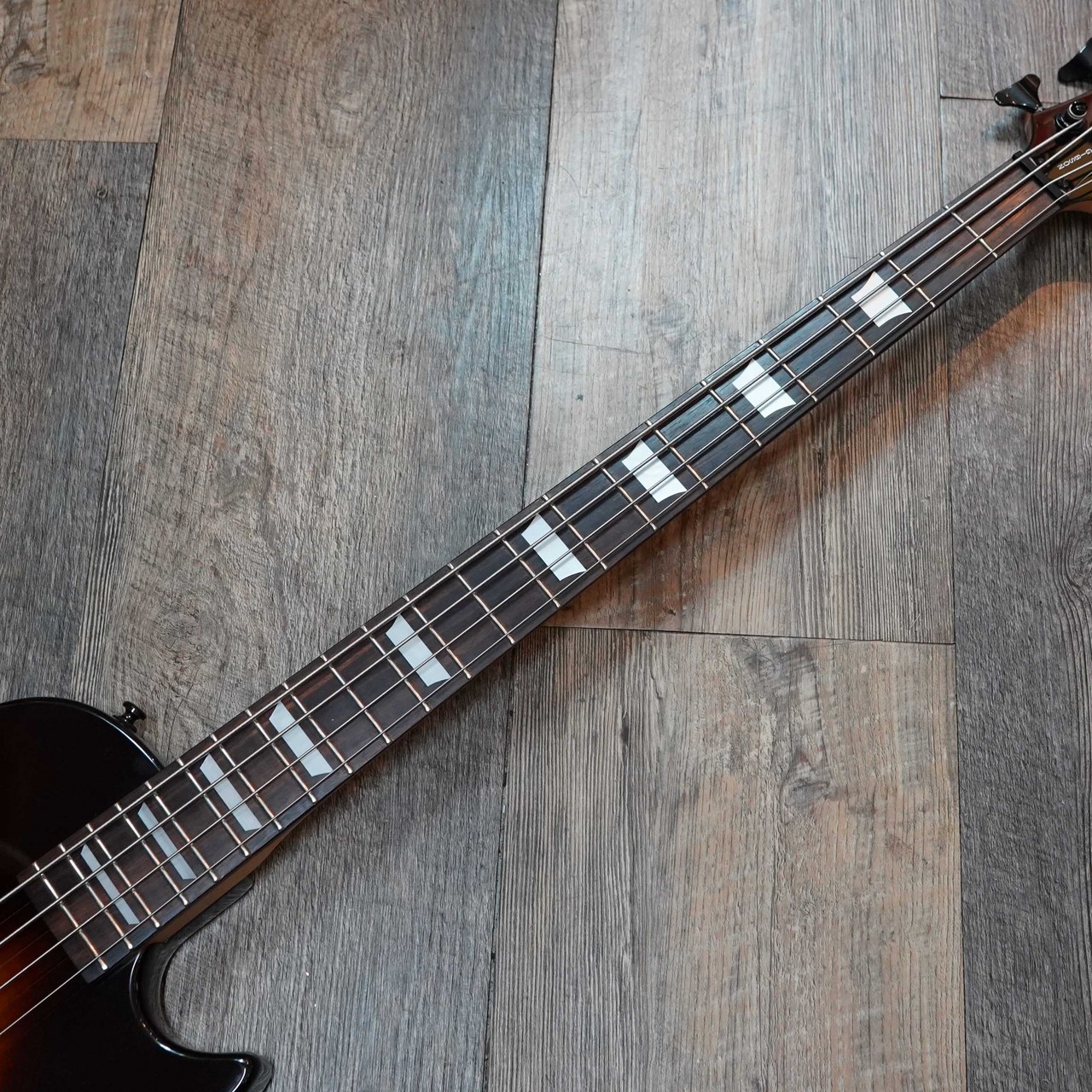 【週末値下げ】EPIPHONE レスポールベース Amazon | Epiphone レスポール預言 レッドタイガー 熟成グロス