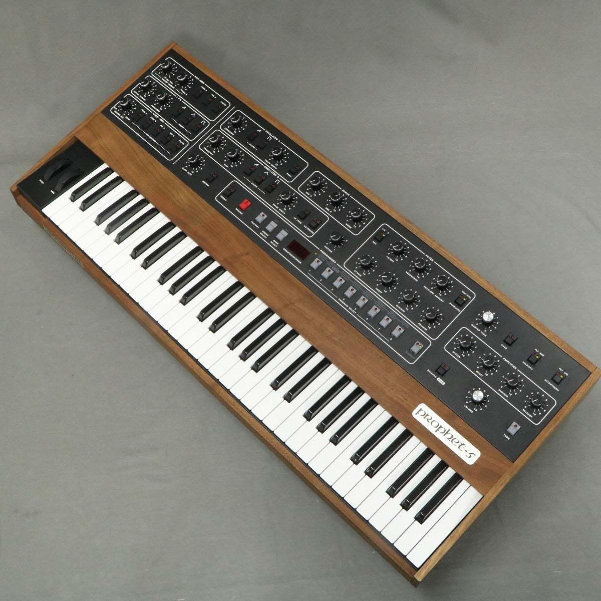 SEQUENTIAL CIRCUITS INC Prophet-5 Rev.4 【展示品特価