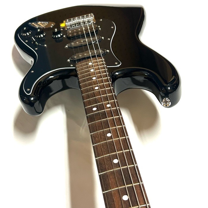 Fender Standard Stratocaster HSS Black（新品）【楽器検索デジマート】