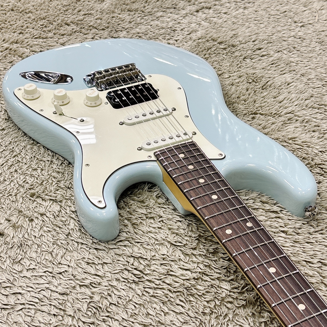 Suhr Classic S Antique HSS SBL / Rosewood 【ライト・エイジド加工