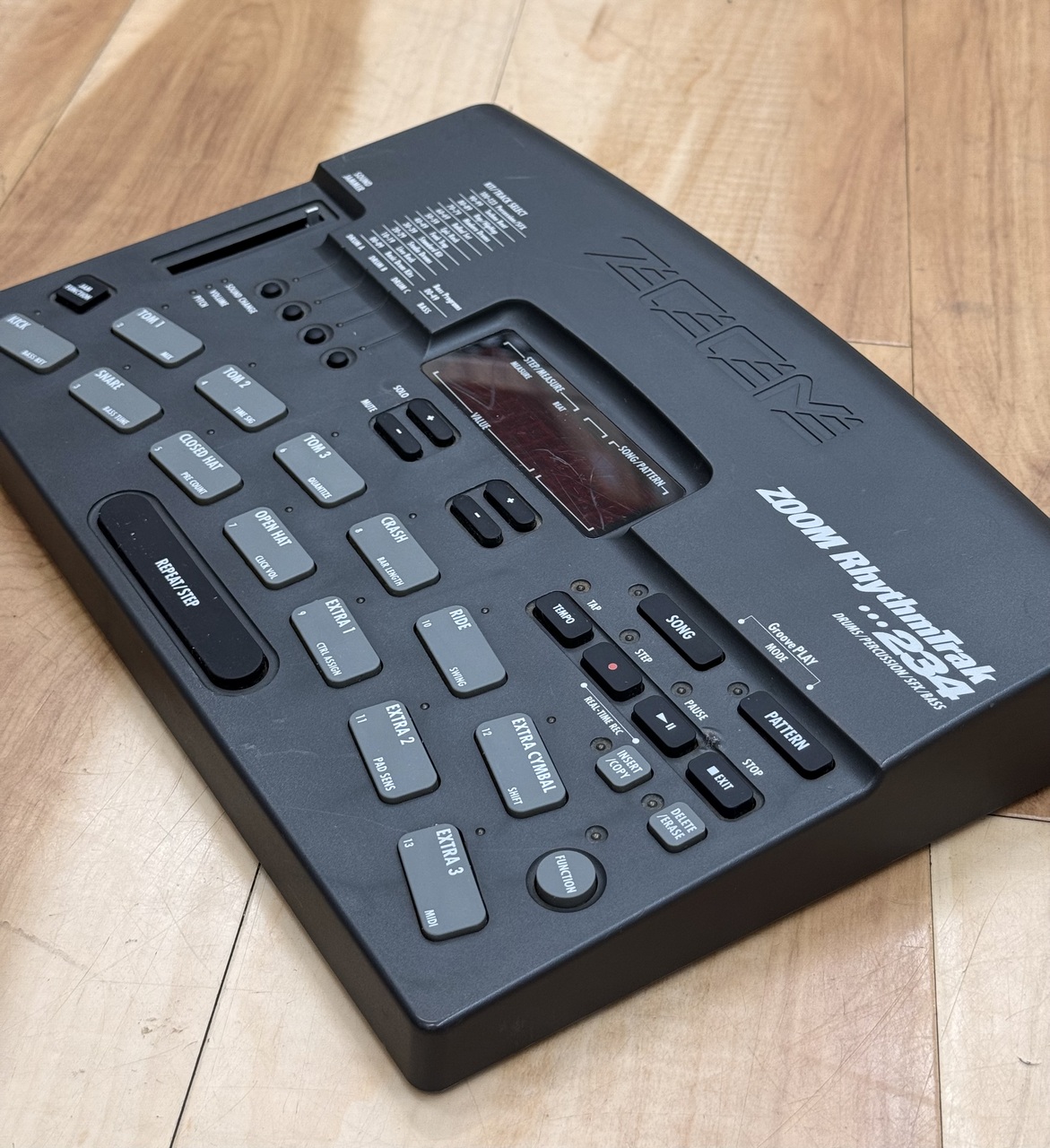 リズム チェーンベルト付タックフレアスカパン ｜ LIZ LISA（リズリサ）公式