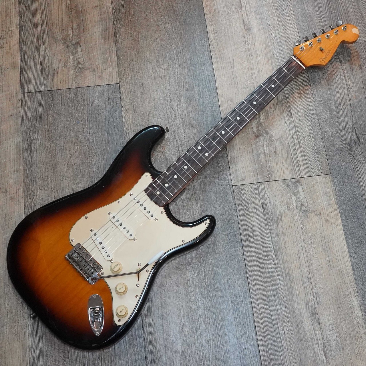 Fender アメリカンビンテージ62 ストラト ギター紹介】Fender American Vintage '62 Stratocaster | CROW