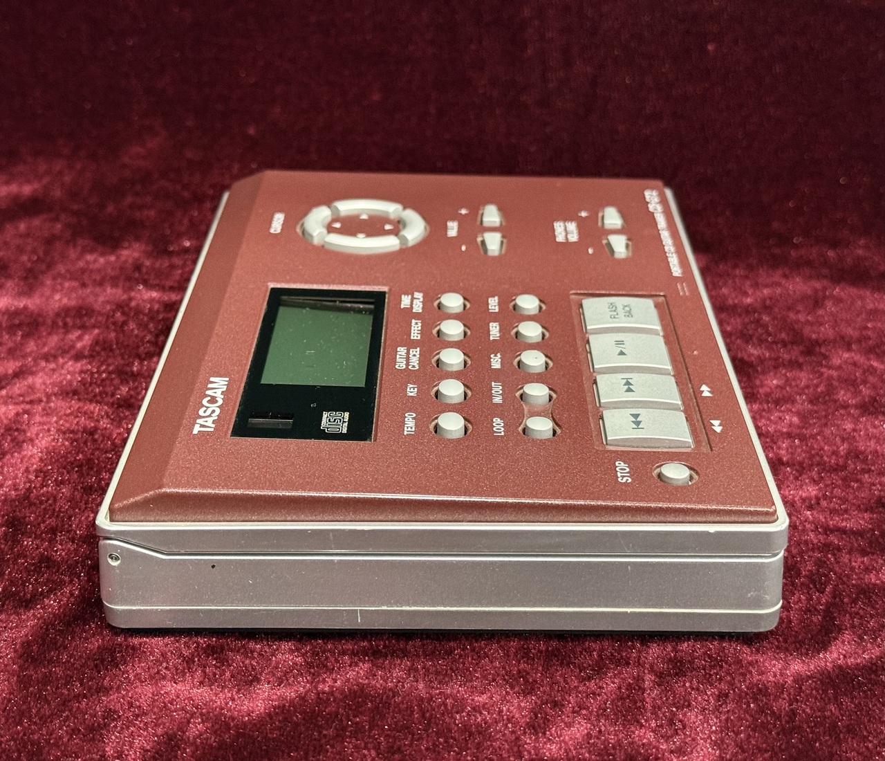 Tascam CD-GT2 ポータブルCDギタートレーナー（中古）【楽器検索
