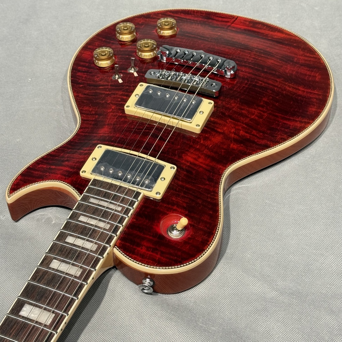 Aria Pro II PE-700 SR See-through Red（新品特価）【楽器検索