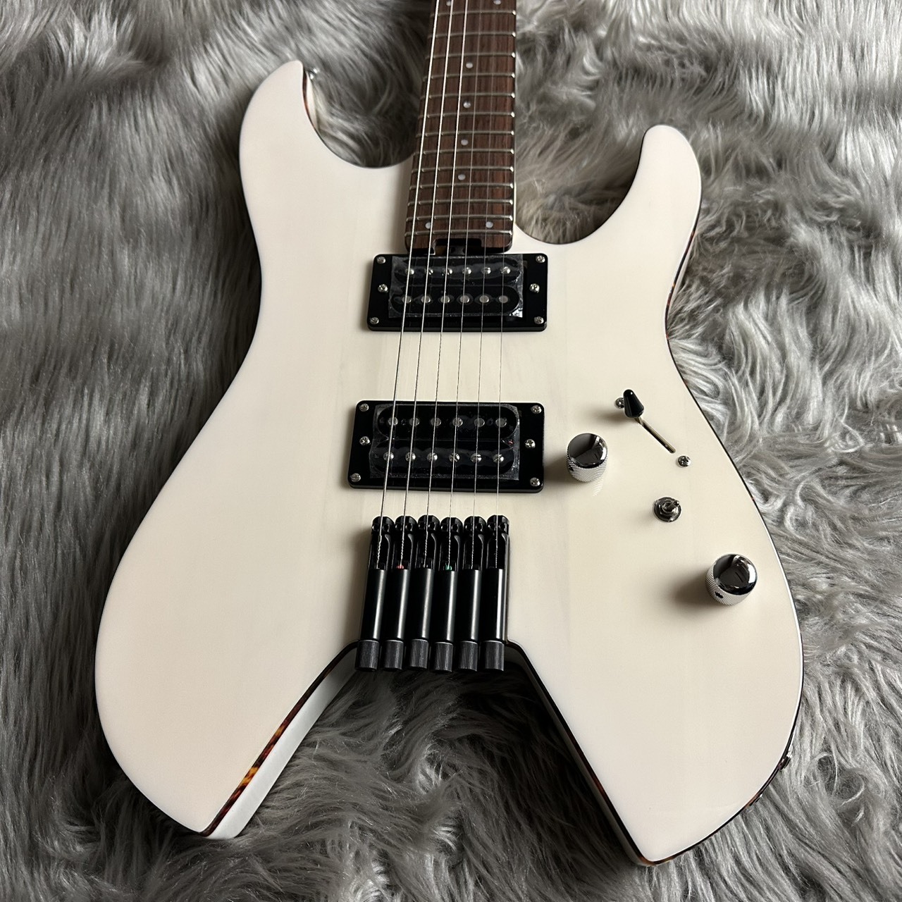 SCHECTER OL-NV-HL/STWH【限定モデル】【現物画像】【最大36回分割無