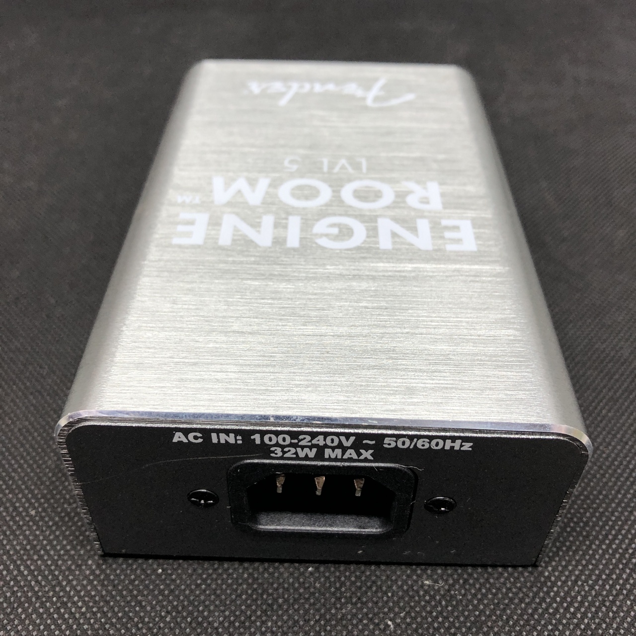 Fender ENGINE ROOM LVL5 Power Supply(中古/送料無料)【楽器検索 Fender ENGINE ROOM LVL5 Power Supply(中古/送料無料)【楽器検索